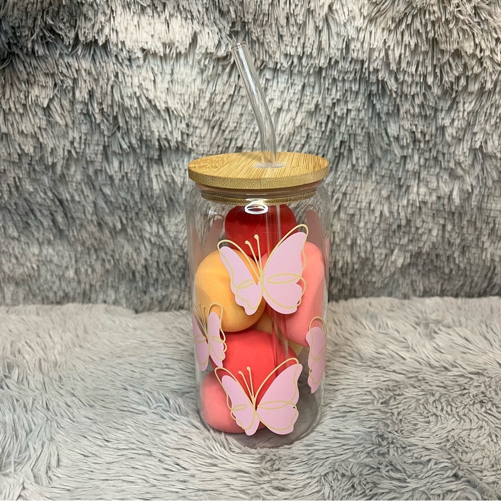 🦋Butterfly Glass Tumbler with beauty blender